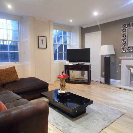 West End -Stunning, 2 Bedroom, Main Door Flat With Private Parking Глазго Екстер'єр фото